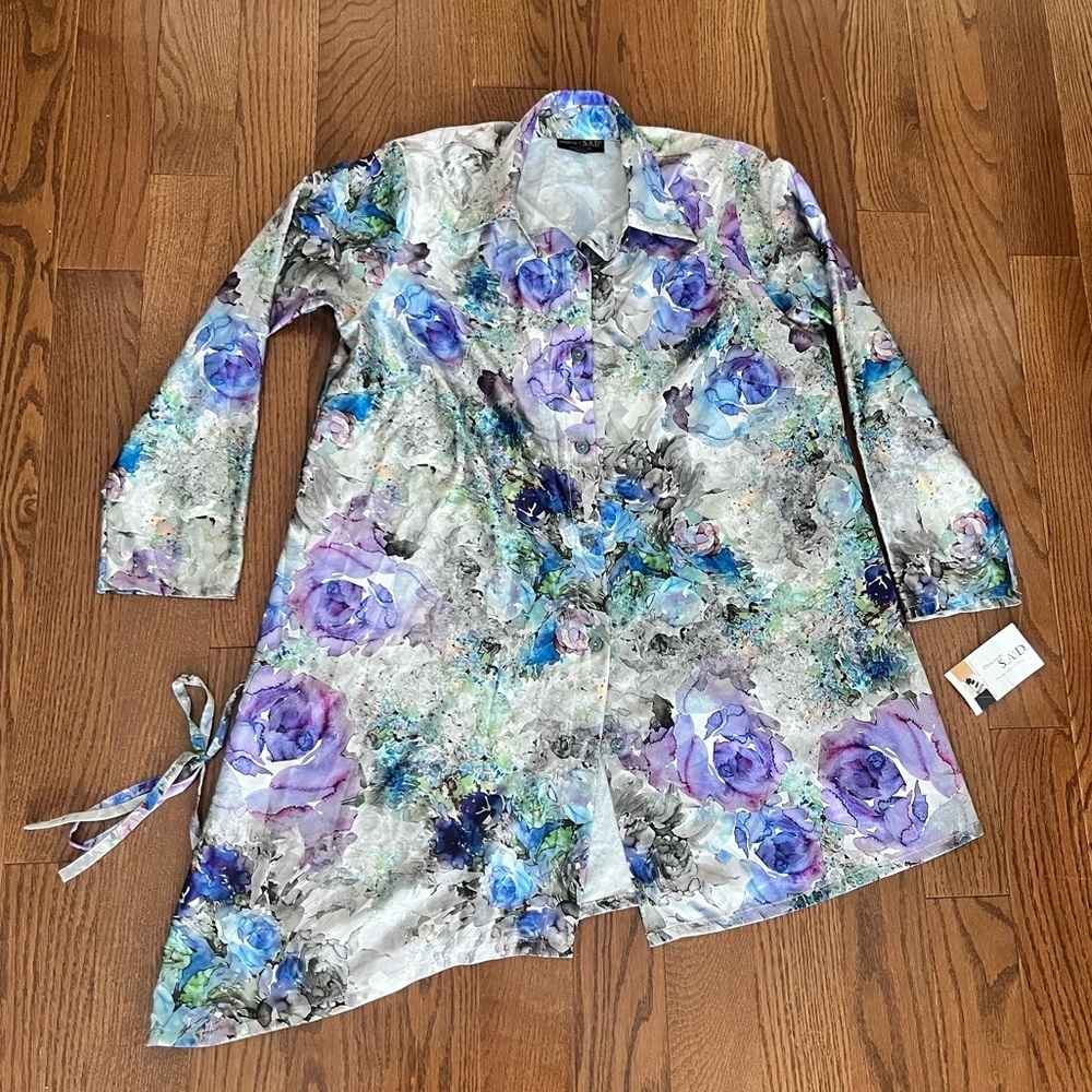 Vintage Designs by S.A.D Purple Blue Floral Print Button Down Blouse Size 8 NWT‌